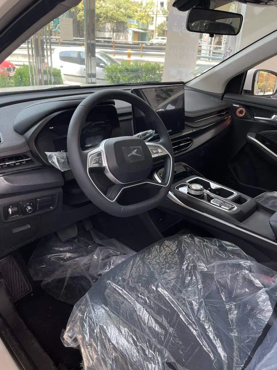 kmc ایکس 5 / / فروش نقدی  2025|خودرو سواری و وانت|تهران, اختیاریه|دیوار