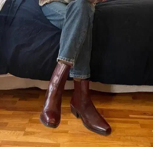 پوتین قهوه‌ای زنانه|کیف، کفش، کمربند|تهران, میدان ولیعصر|دیوار