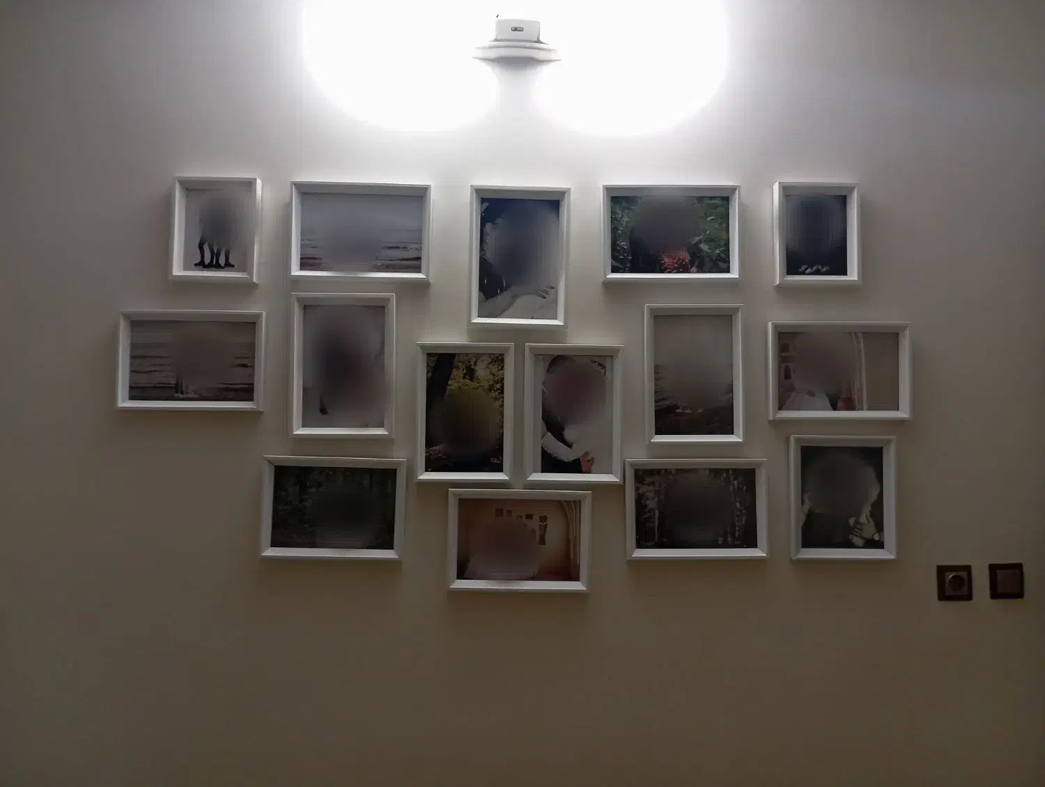 قاب عکس برجسته سفید 15عدد|تابلو، نقاشی، عکس|شهریار, شهرک وائین|دیوار