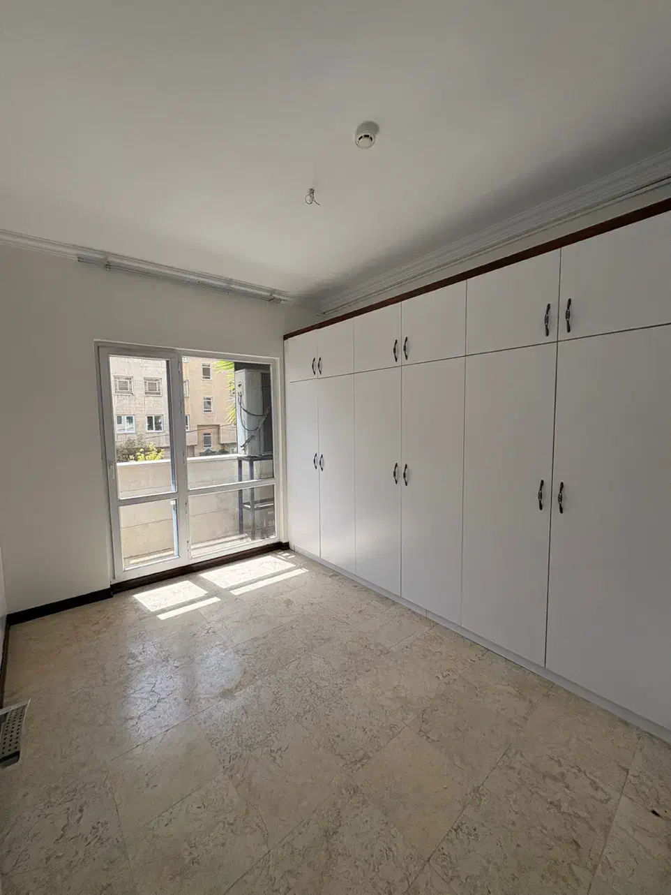 ۱۲۰ متری / ۲ خواب / هروی / لابی شیک