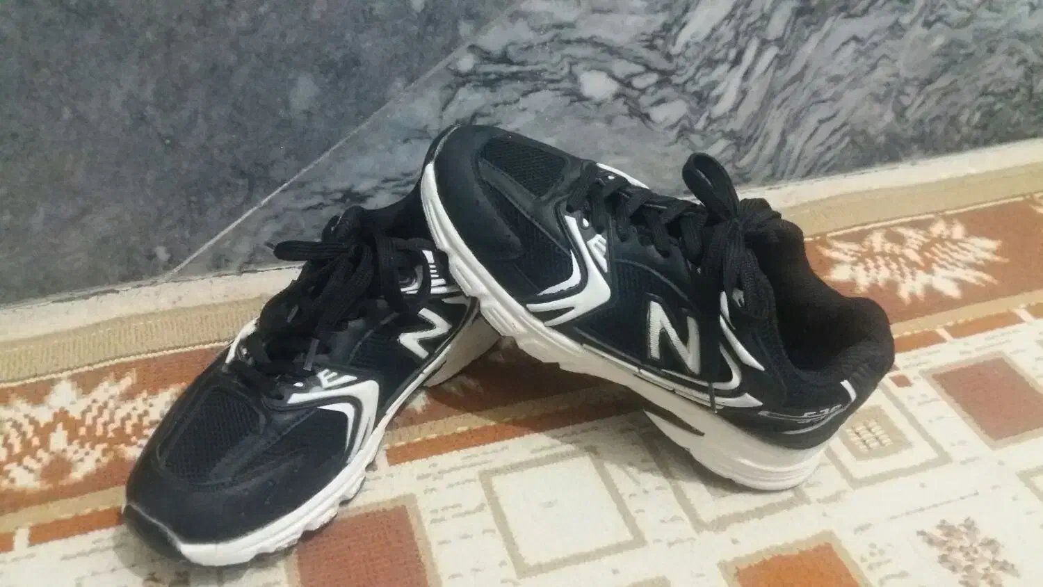 کتونی در حد نو|کیف، کفش، کمربند|قم, باغ شریفی|دیوار