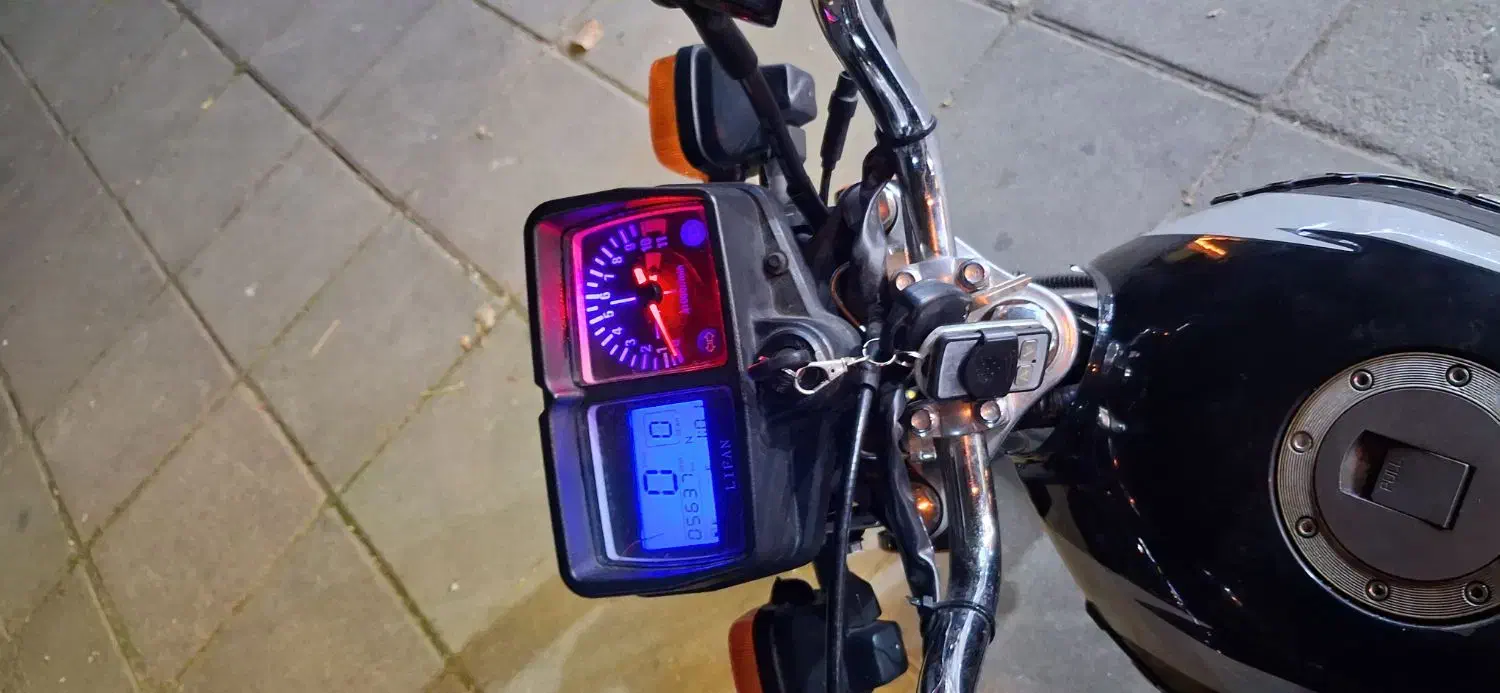هندا ۲۰۰ لیفان|موتورسیکلت|رشت, آب و برق|دیوار
