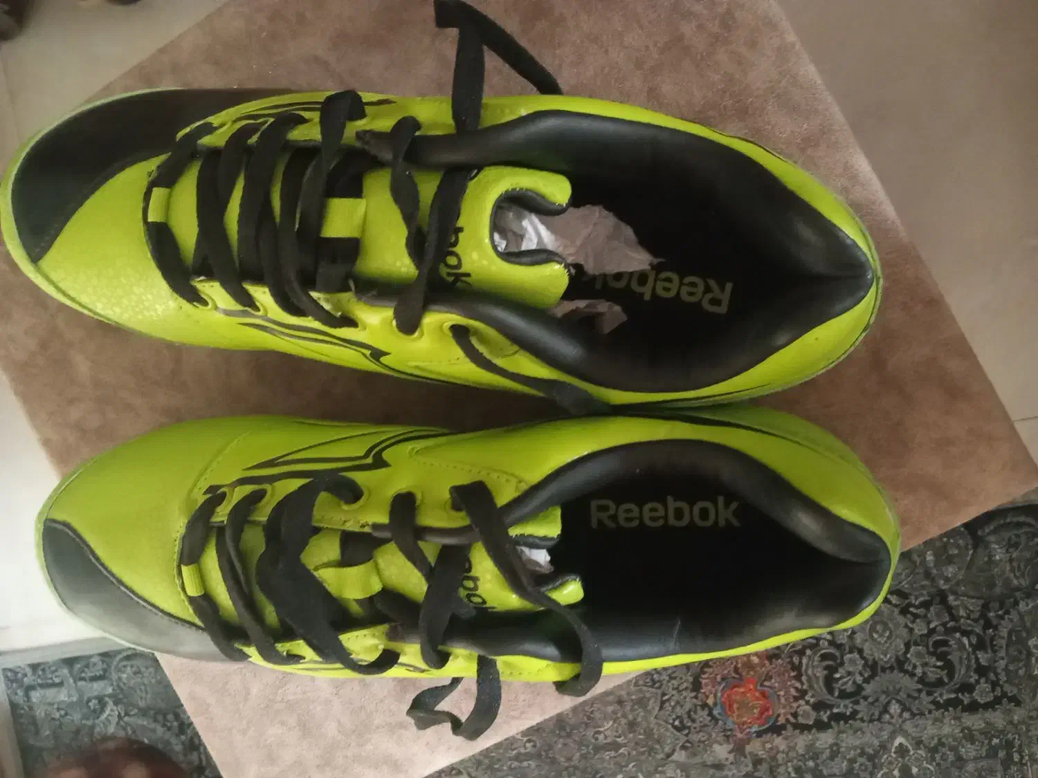 کتونی زمین چمن|کیف، کفش، کمربند|مشکین‌دشت, |دیوار