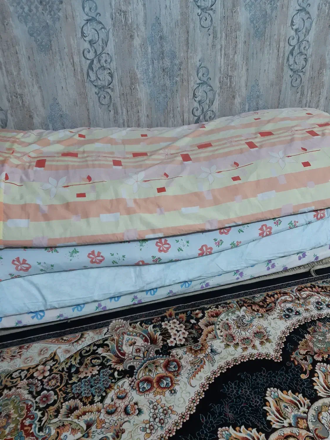 تشک پنبه ایی|رختخواب، بالش، پتو|شیراز, فرگاز|دیوار