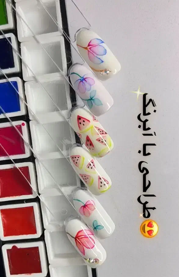 آموزش حرفه‌ای کاشت ناخن سینما سعدی|خدمات آرایشگری و زیبایی|شیراز, سینما سعدی|دیوار