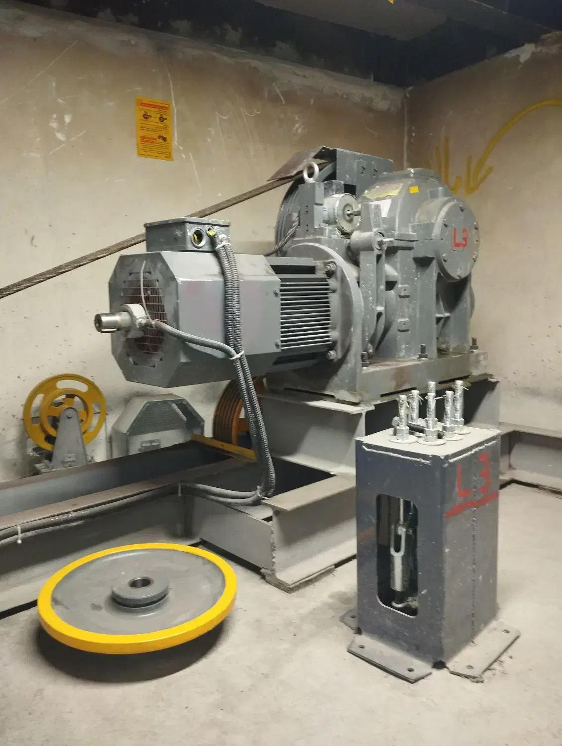 اسانسورنویدمهدیاران.باسابقه ۱۷ سال در صنعت اسانسور|خدمات پیشه و مهارت|سبزوار, فرهنگیان|دیوار