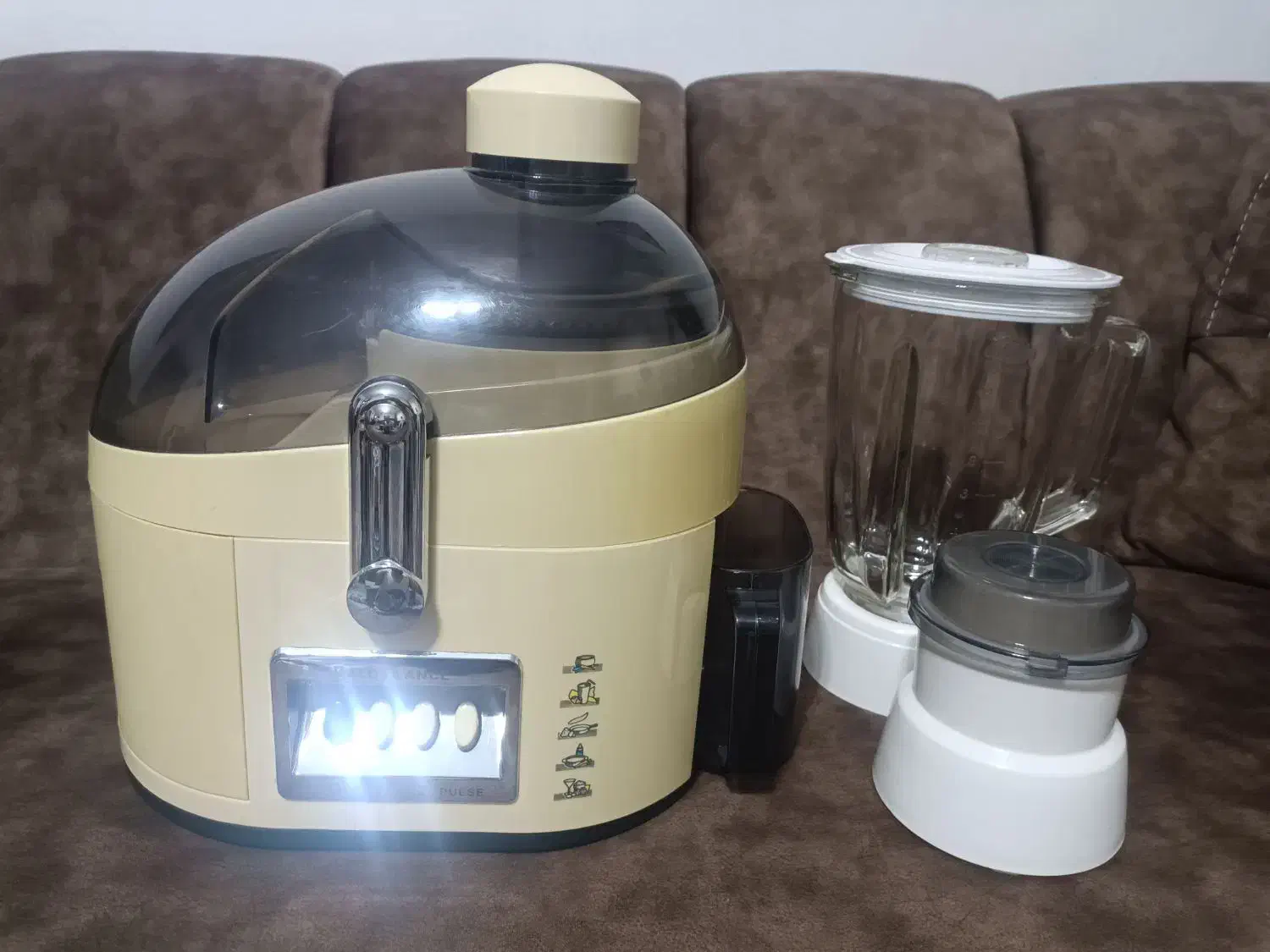 آب میوه گیری|آبمیوه‌گیر و آب‌مرکبات‌گیر|کرمانشاه, |دیوار