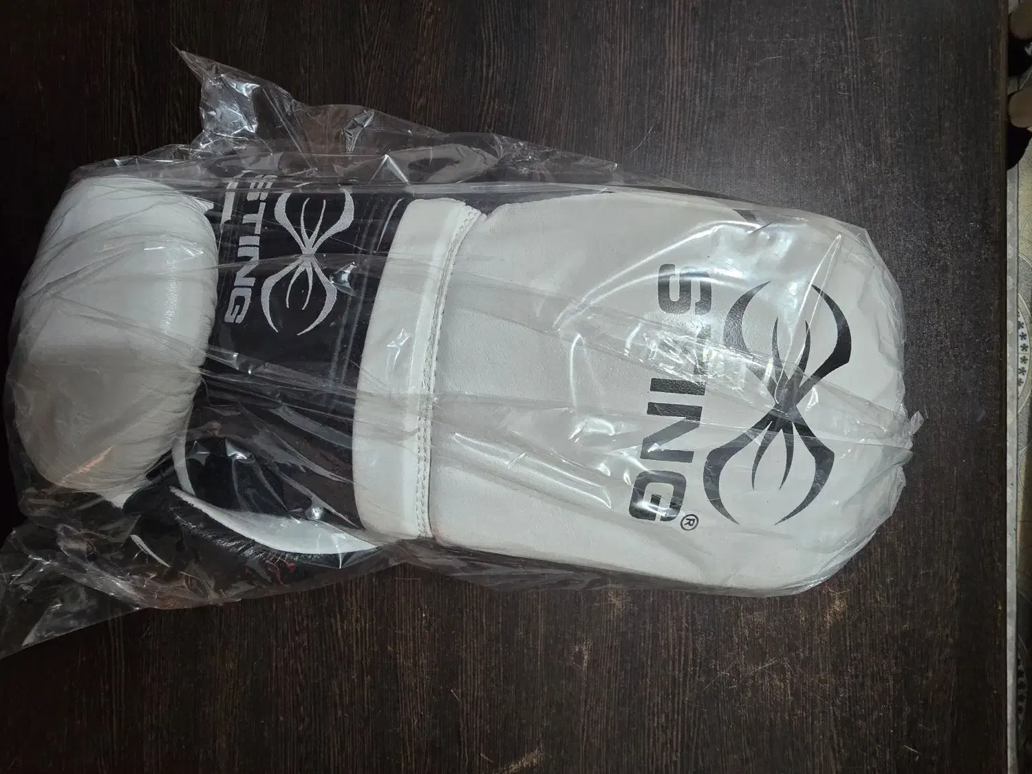 دستکش بوکس sting|تجهیزات ورزشی|رشت, هلال احمر|دیوار