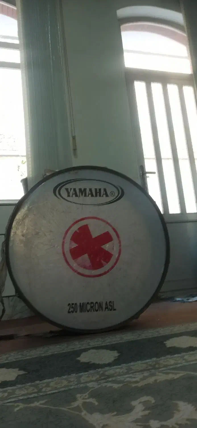 طبل بزرگ|درام و پرکاشن|شهرکرد, |دیوار