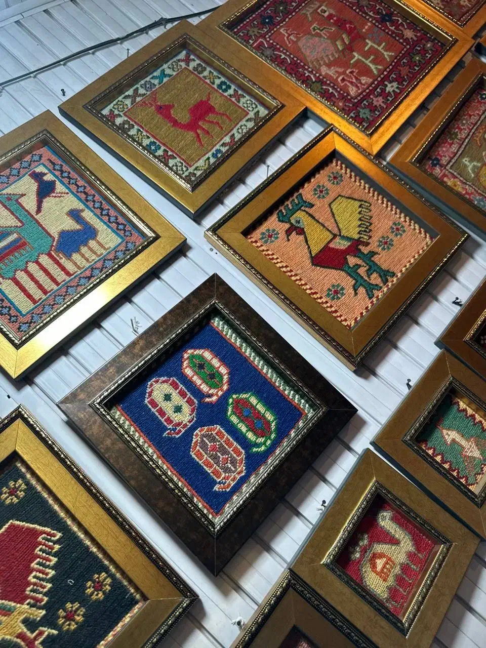 تابلوفرش دستباف جاجیم ورنی با قاب چوبی شیک|تابلو فرش|تبریز, |دیوار