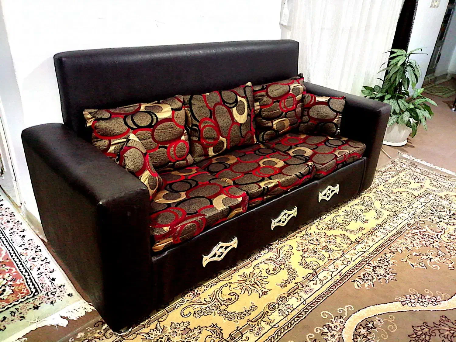 مبل راحتی تمام چرم خارجی|مبلمان خانگی و میز عسلی|کرمانشاه, |دیوار