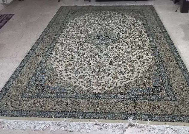 یک عدد فرش ماشینی بیضی شکل و یک عدد فرش توس مشهد|فرش|تهران, زرکش|دیوار