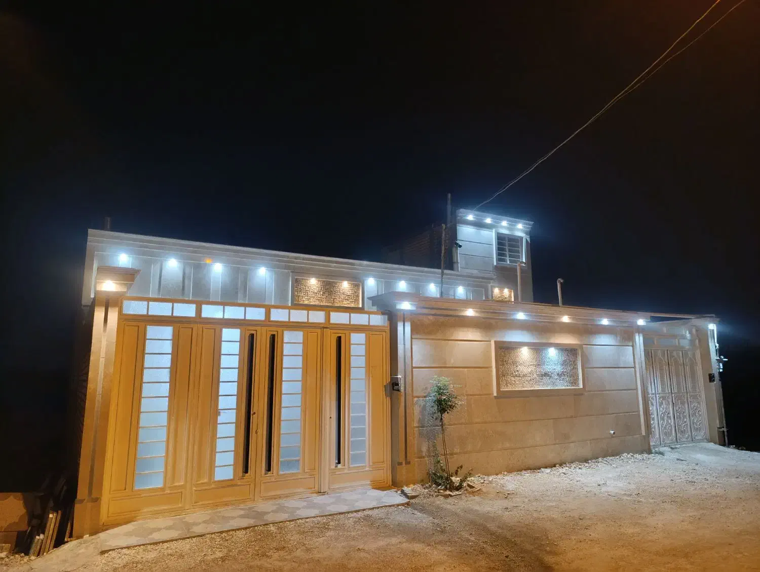 فروش منزل مسکونی نوساز بلوار مدرس|فروش خانه و ویلا|نی‌ریز, |دیوار