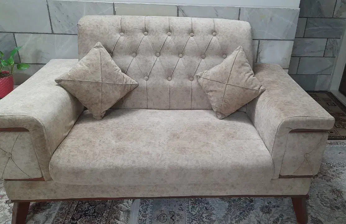 یک دست مبل راحتی ۷ نفره درحدنو|مبلمان خانگی و میز عسلی|گلپایگان, |دیوار