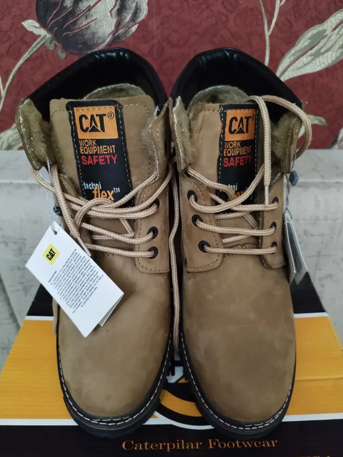 بوت مردانه اصل کاترپیلار|کیف، کفش، کمربند|تبریز, |دیوار