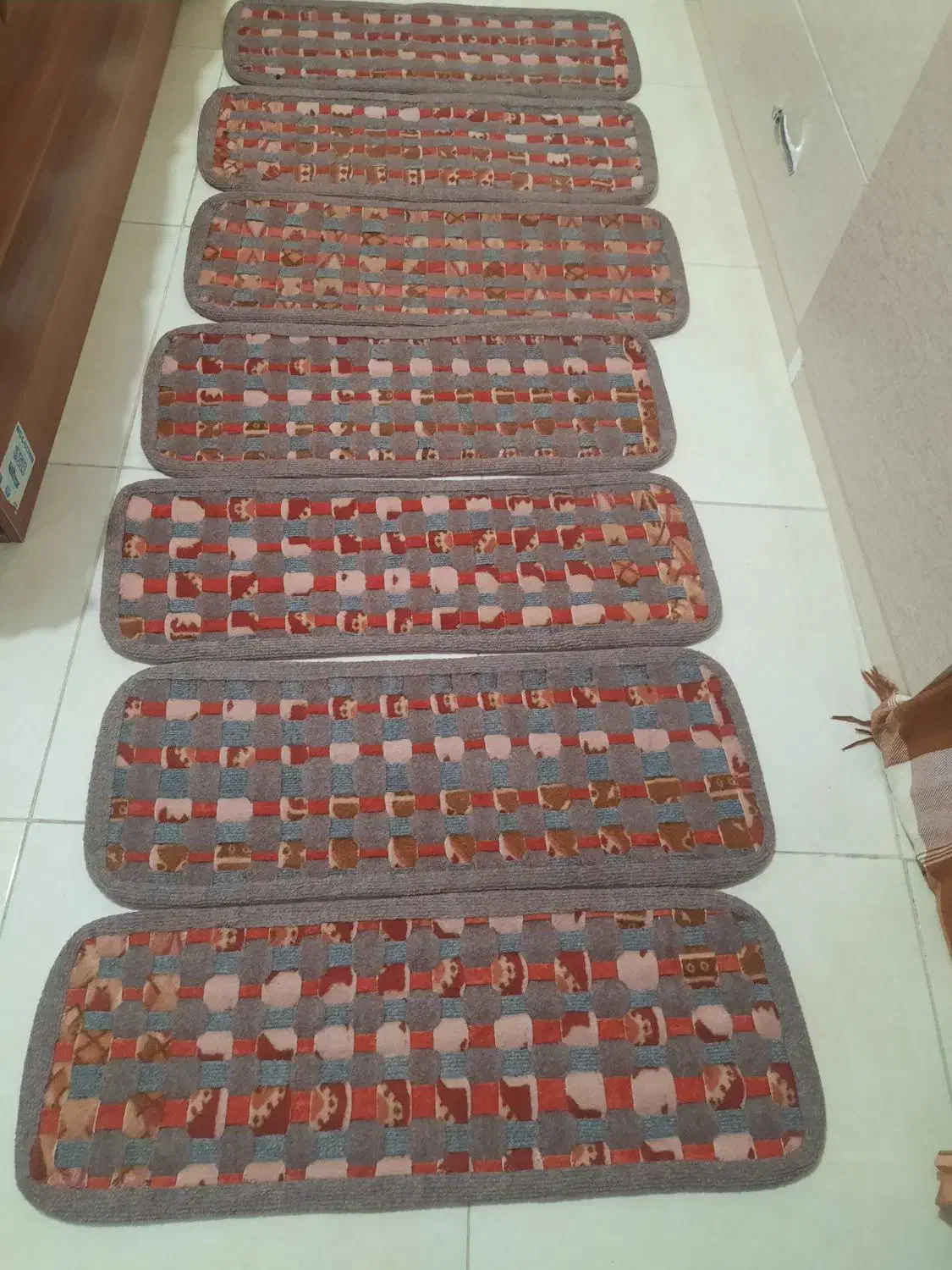 موکت های پادری|پادری|رشت, سیا اسطلخ|دیوار