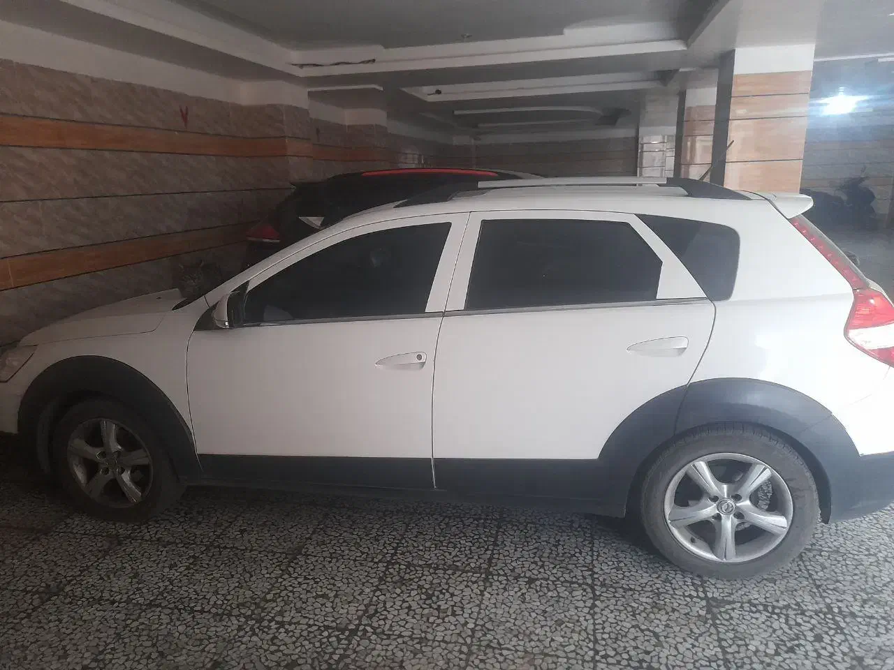 H30 cross دانگ فنگ|خودرو سواری و وانت|نظرآباد, رسالت|دیوار