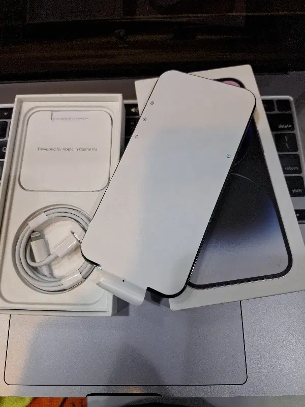 iphone 14pro ch/a|موبایل|تهران, فلسطین (میدان انقلاب)|دیوار