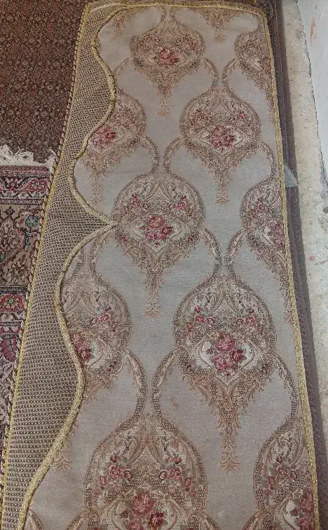 تعدادی پشتی|پشتی|زاهدان, |دیوار