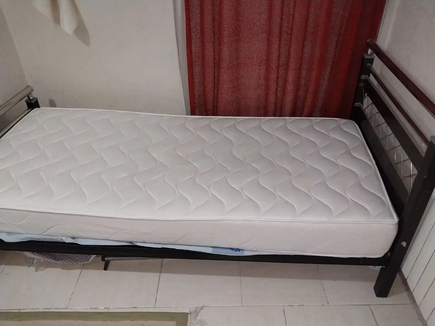 تخت خواب یکنفره|تخت و سرویس خواب|کرج, شهرک بنفشه|دیوار