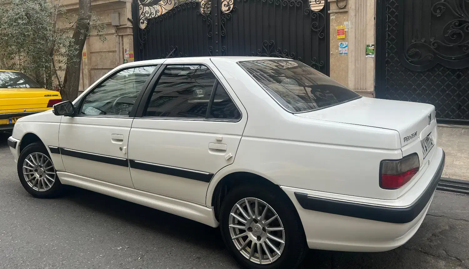 پژو پارس elx سفارشی XU7P فول ترین مدل ۱۴۰۲|خودرو سواری و وانت|تهران, نیروی هوایی (پیروزی)|دیوار