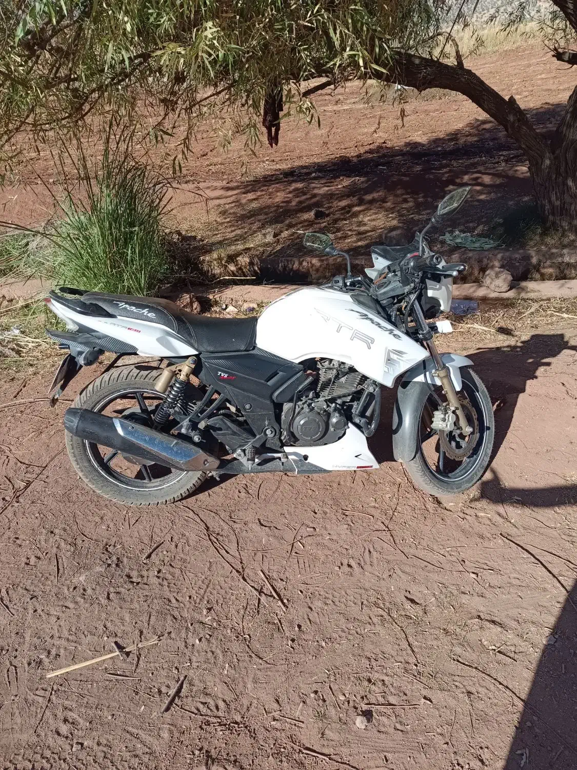 اپاچی۱۸۰مدل۹۵ نیوفیس|موتورسیکلت|چگنی, |دیوار