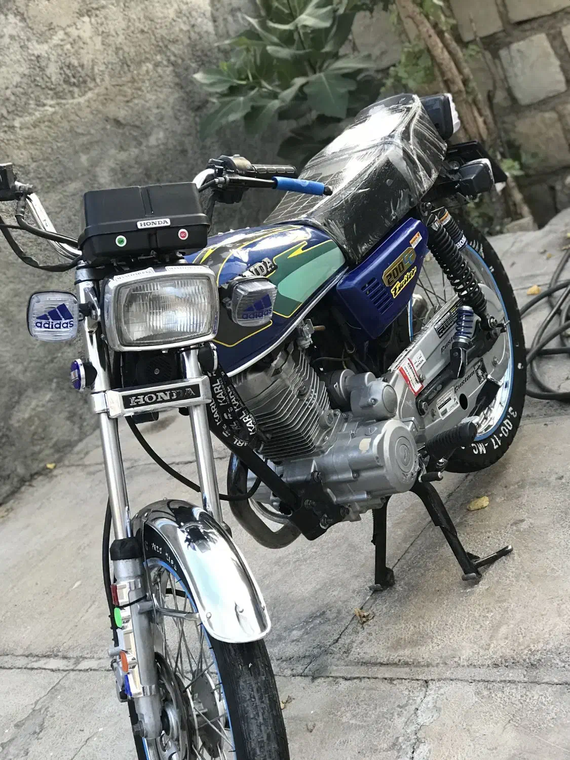 موتور 200  مدارک تکمیل پلاک ملی|موتورسیکلت|ایلام, |دیوار