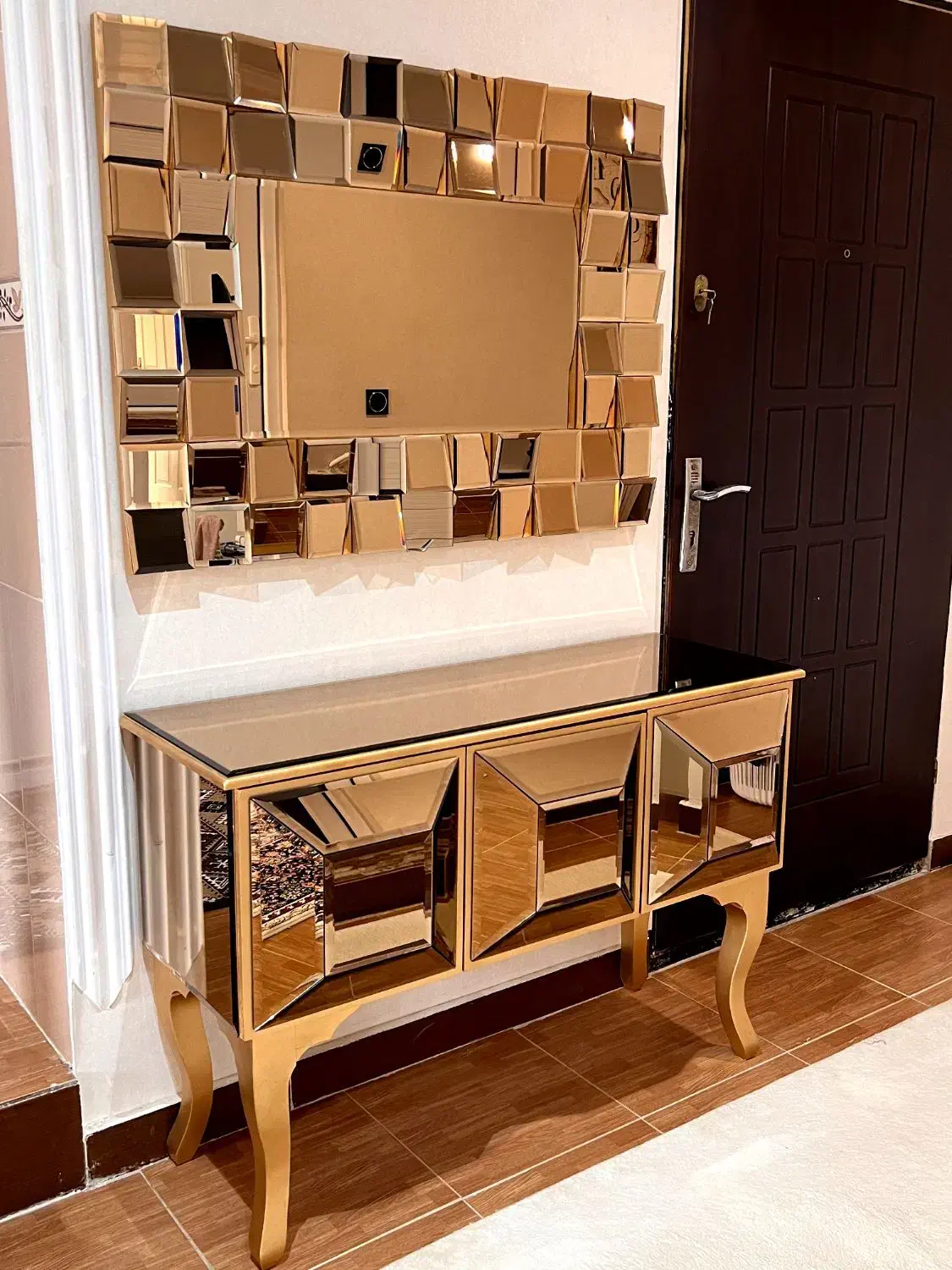 آینه و کنسول مولوکولی|بوفه، ویترین، کنسول|مهاباد (آذربایجان غربی), |دیوار