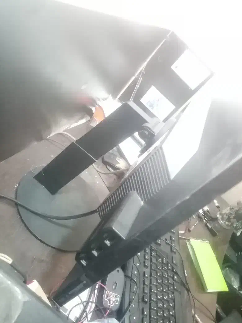 مانیتور ال ای دی ۲۴اینچ لنوو ips سالم در حد نو|قطعات و لوازم جانبی رایانه|کرج, شهرک بنفشه|دیوار