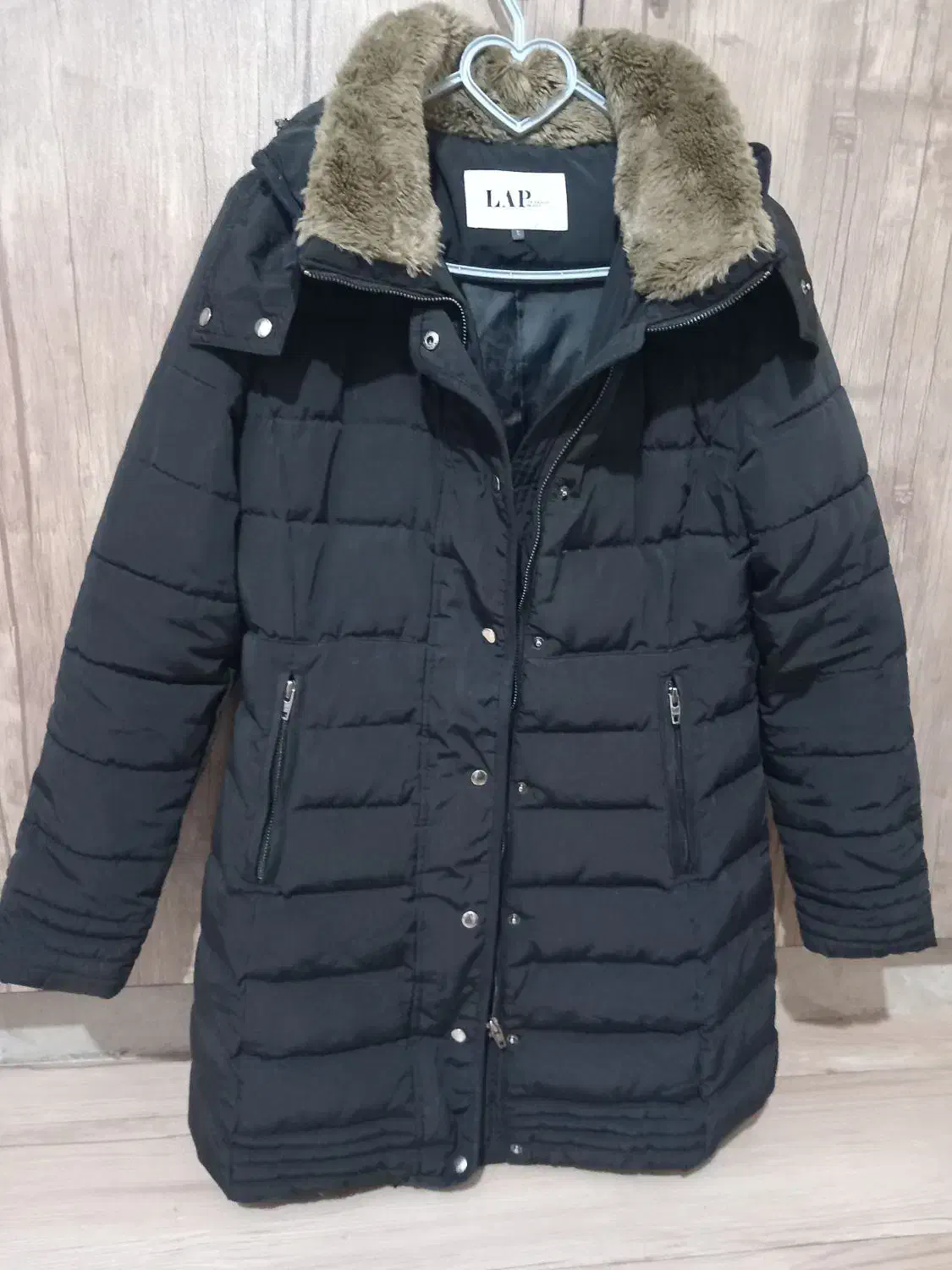 کاپشن|لباس|اصفهان, شهرک کاوه|دیوار