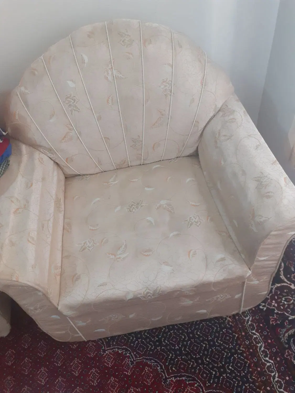 ۶ عدد مبل|مبلمان خانگی و میز عسلی|کرمانشاه, |دیوار