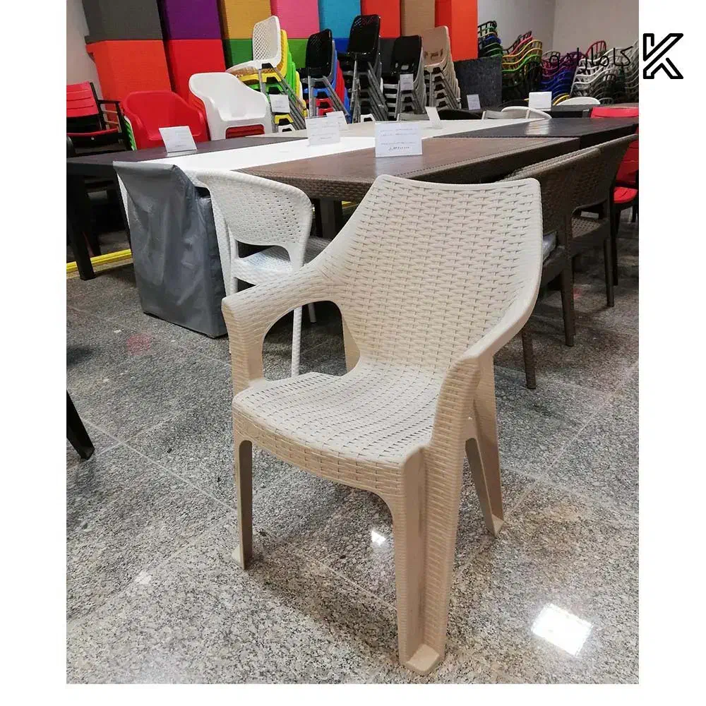 صندلی حصیری ویلایی دسته دار|صندلی و نیمکت|شیراز, محراب|دیوار