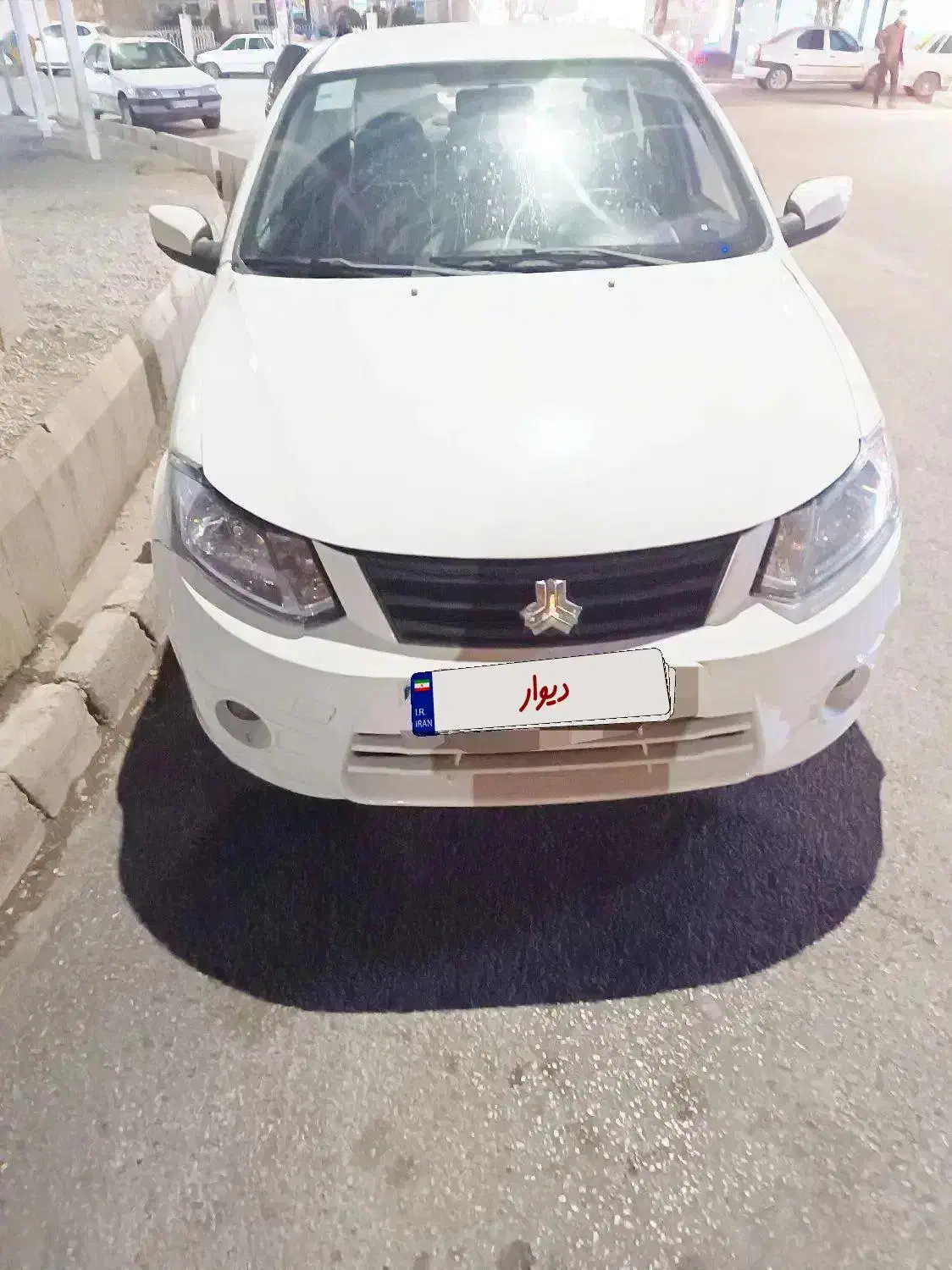 ساینا فول مدل ۹۶ سفید کارمندی|خودرو سواری و وانت|تربت‌حیدریه, باغ سلطانی|دیوار