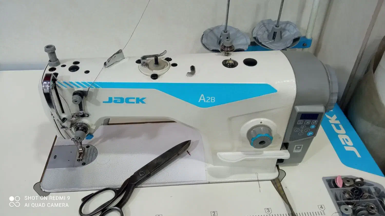 خیاطی تعمیرات پیراهن دوزی|خدمات پیشه و مهارت|پرند, فاز ۶|دیوار