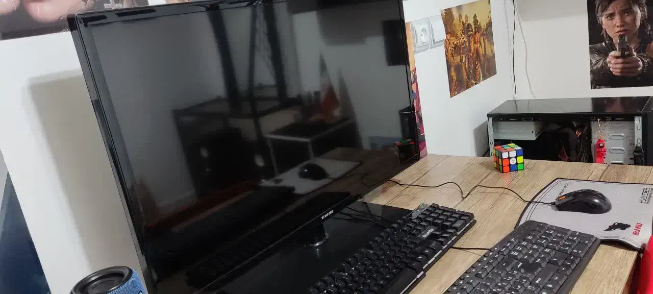 ال ای دی 32سامسونگ|تلویزیون و پروژکتور|خمینیشهر, |دیوار