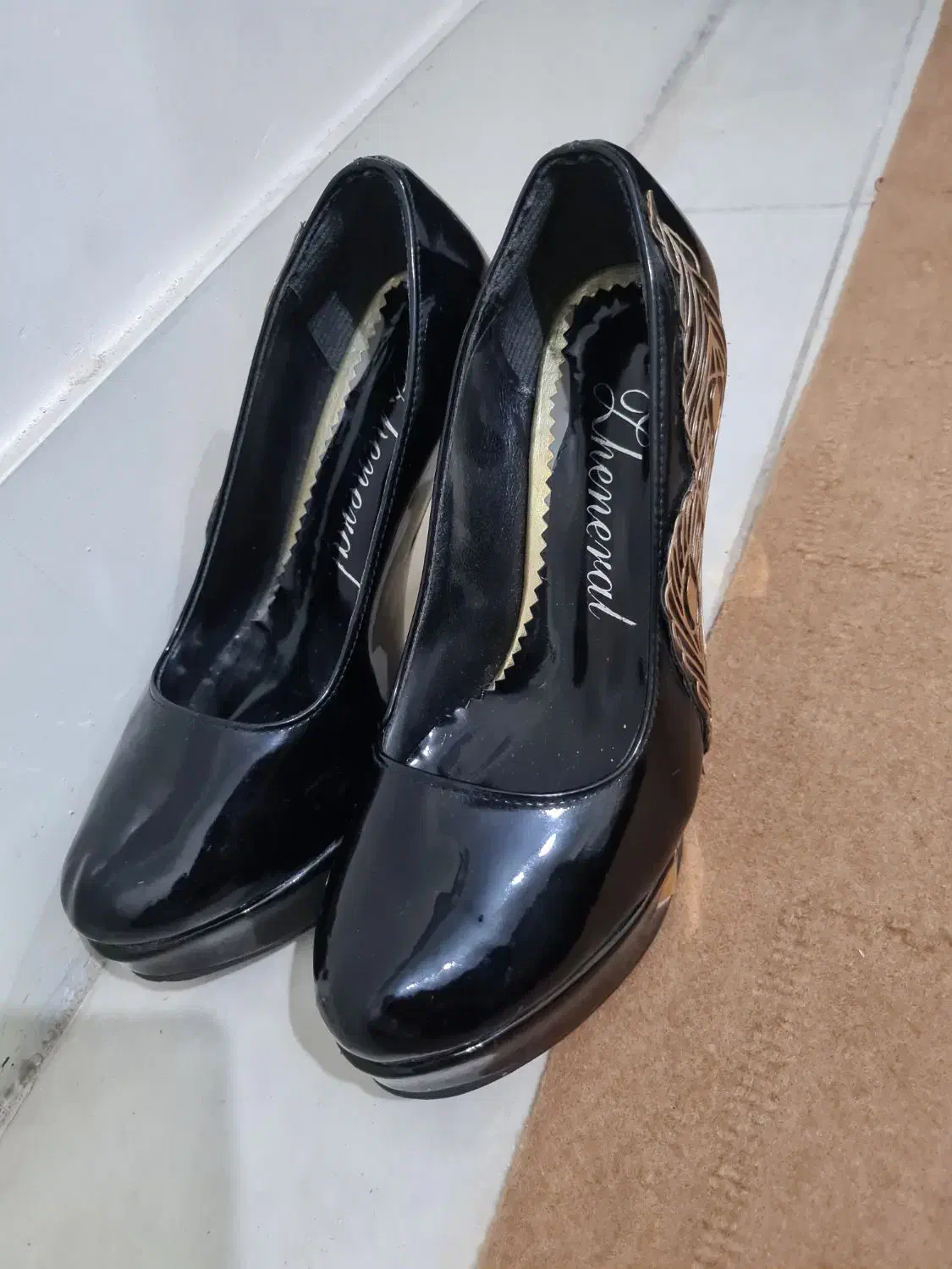 کفش زنانه مجلسی در حد|کیف، کفش، کمربند|قم, قلعه عموحسین|دیوار