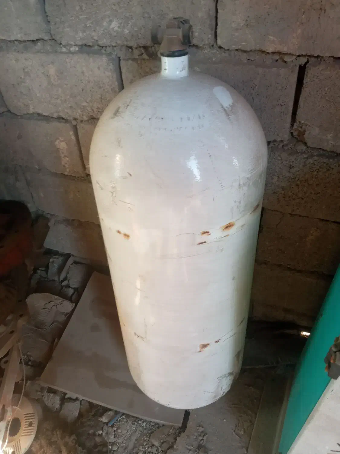 کپسول cng|قطعات یدکی و لوازم جانبی|قروه, |دیوار