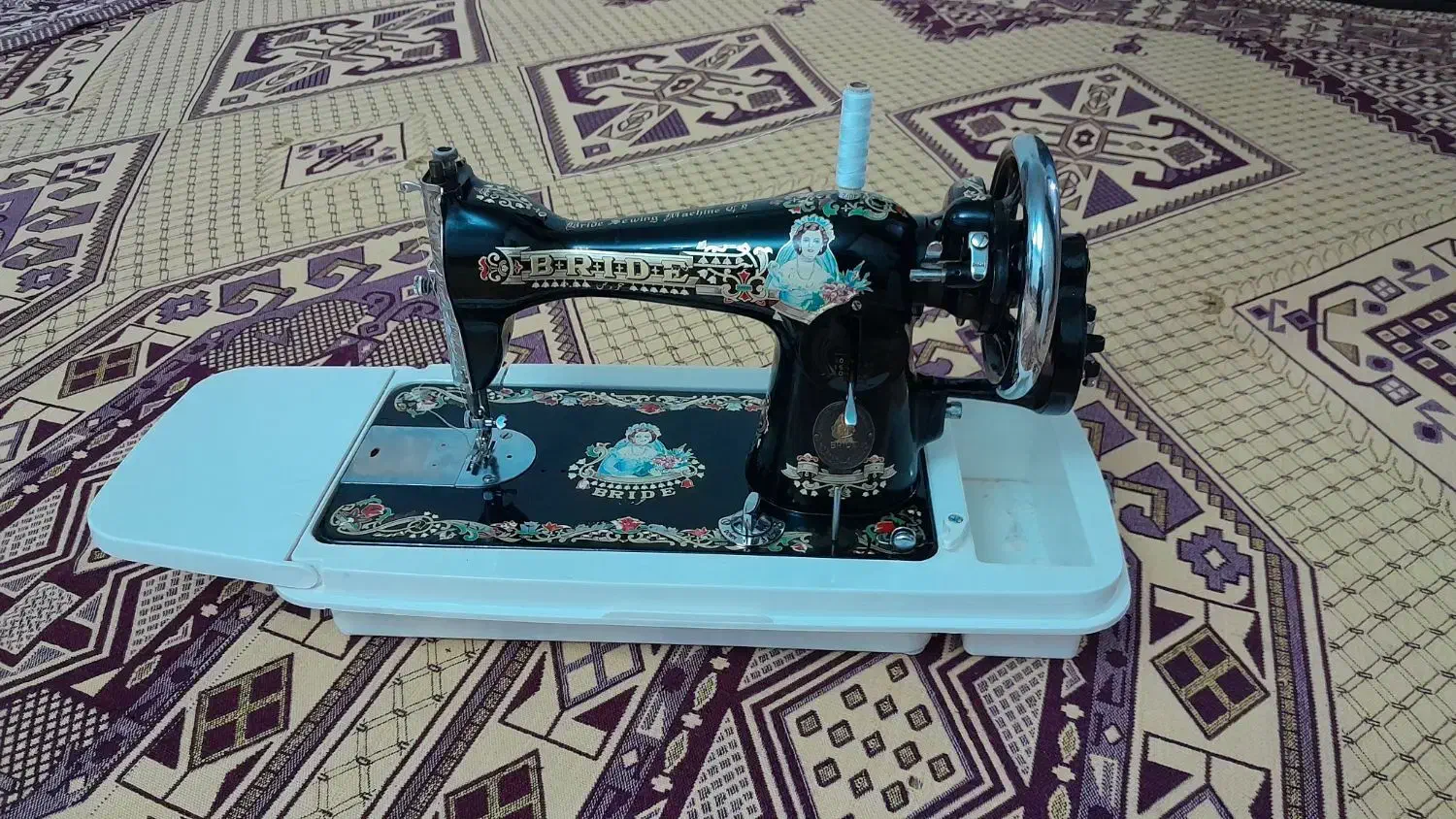 چرخ خیاطی نو|چرخ خیاطی و ریسندگی|اهر, |دیوار