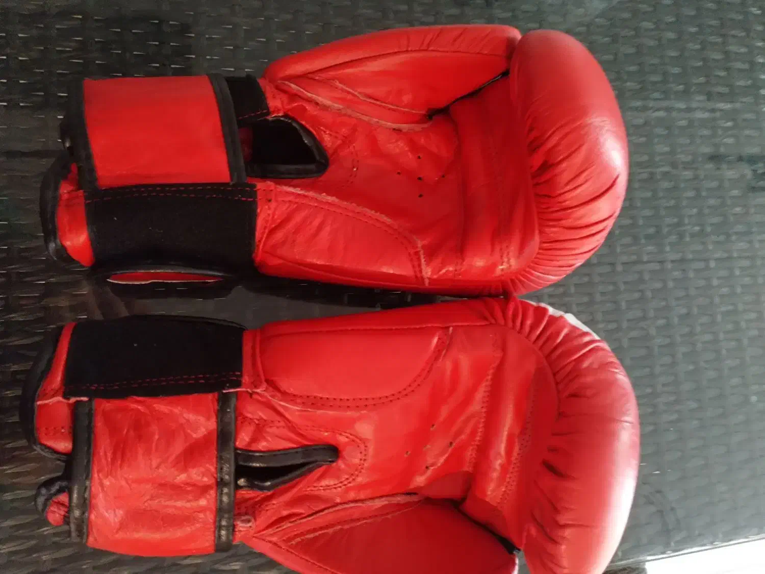 دستکش بوکس|تجهیزات ورزشی|ارومیه, |دیوار