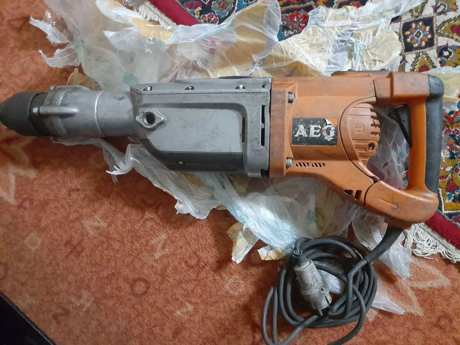 پیکور 17کیلوییAEGسالم .هم مته چرخشی هم تخریب|ابزارآلات|شیراز, غدیر جنوبی|دیوار