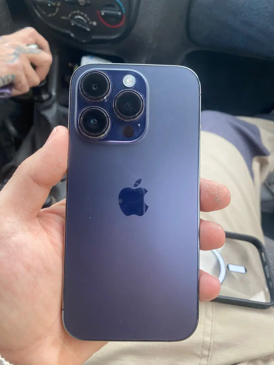 ایفون ۱۴ پرو 256|موبایل|کرج, مصباح|دیوار