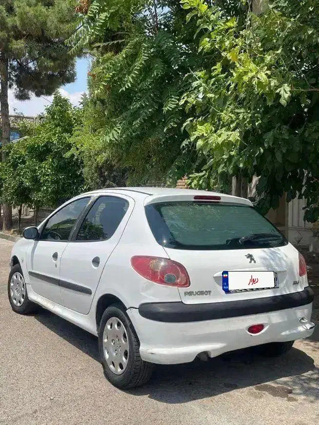 ۲۰۶تیپ۲فرانسوی خانگی|خودرو سواری و وانت|شیراز, آزادگان|دیوار