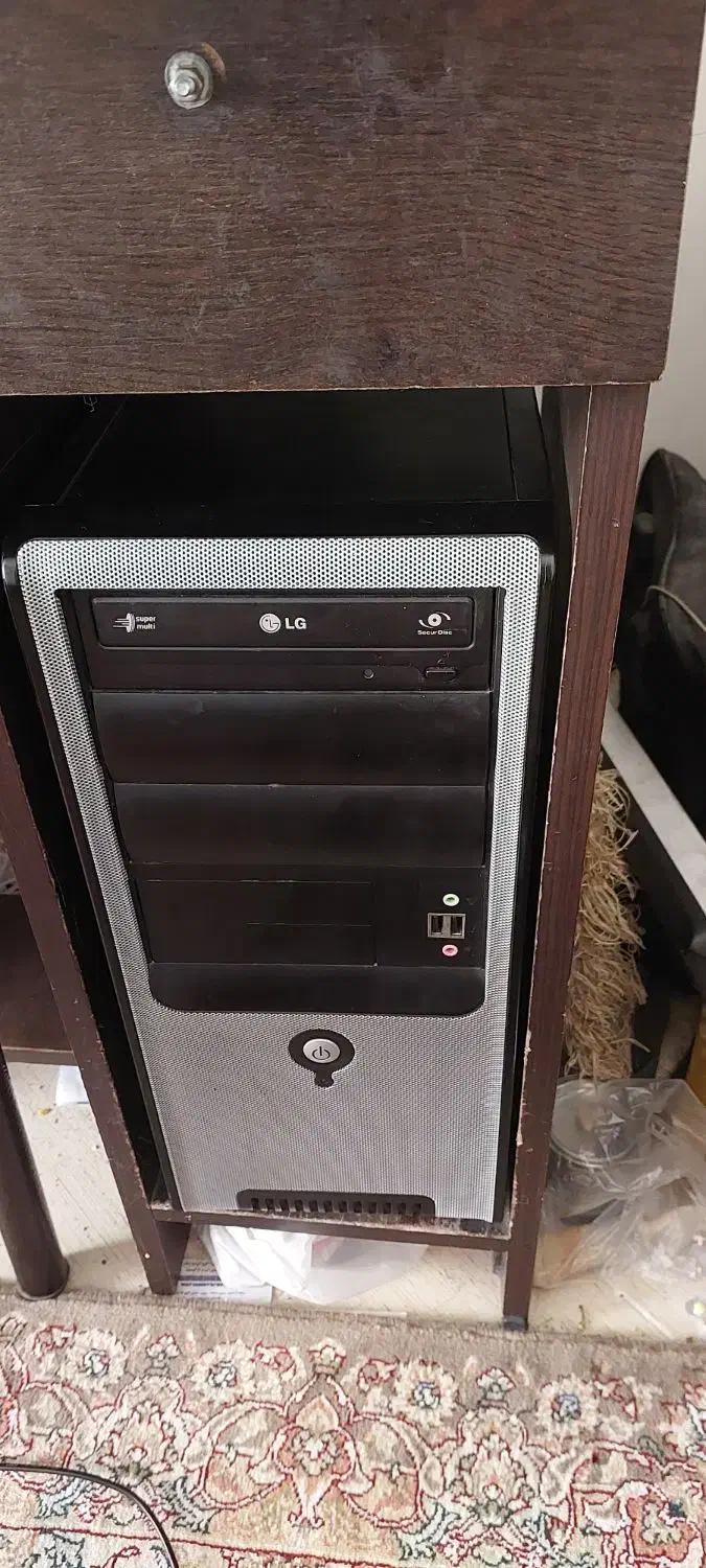 سوپر کامپیوتر ، لطفا تا آخر بخونید ضرر نمیکنید|رایانه رومیزی|مشهد, کوه سنگی|دیوار