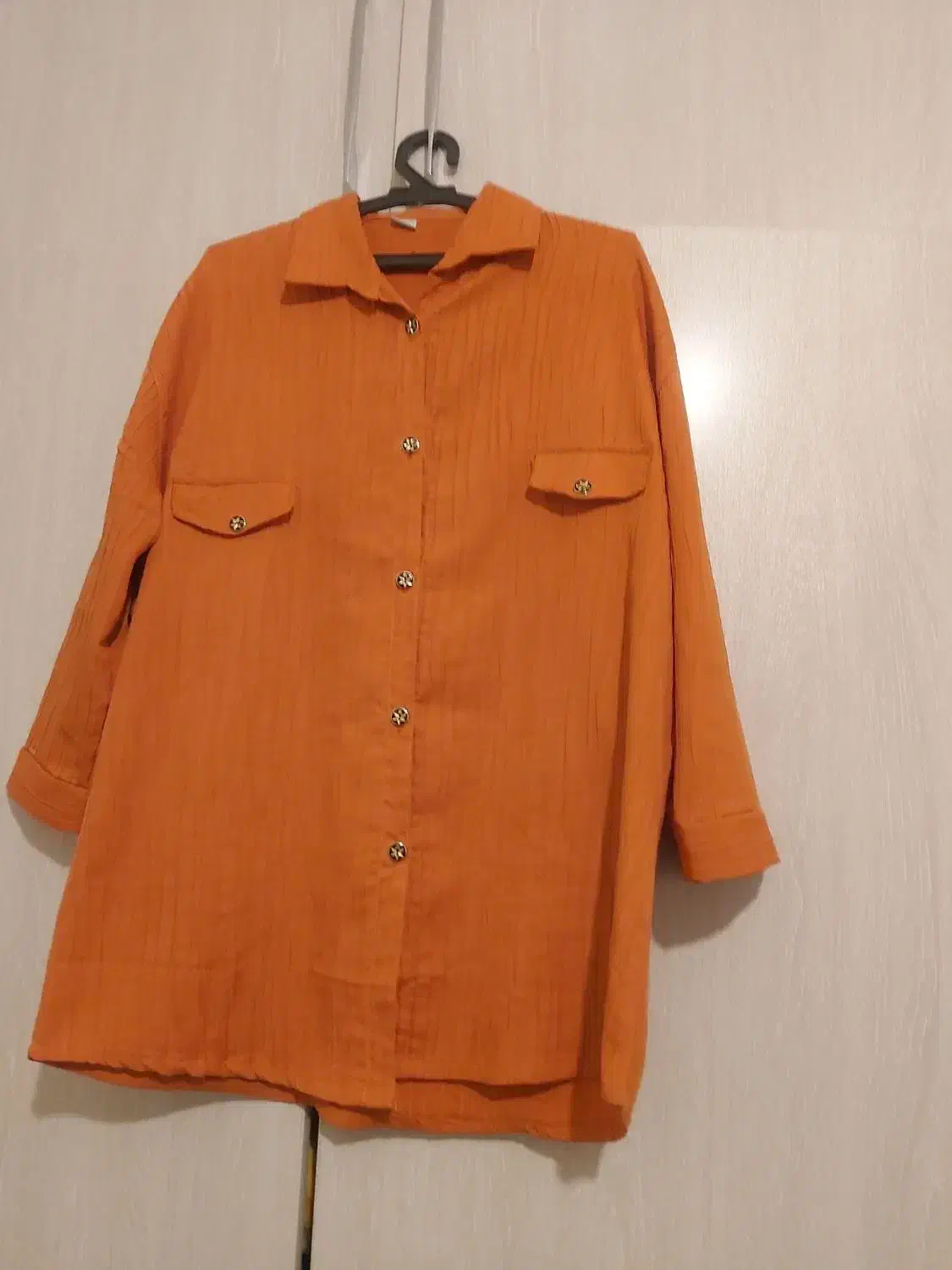 شومیز دگمه دار|لباس|پرند, فاز ۶|دیوار