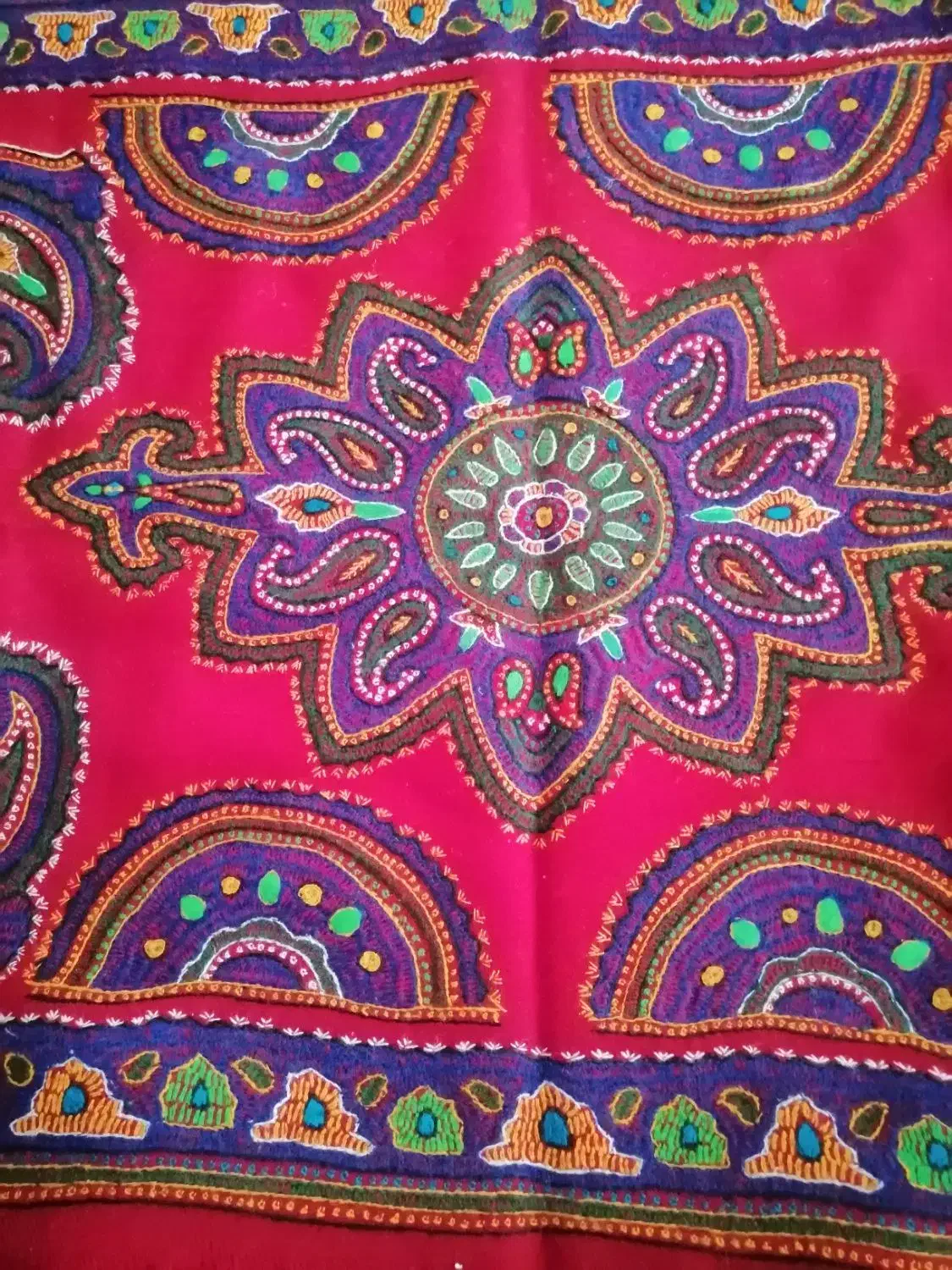 پته دوخته شده پشتی|پشتی|کرمان, |دیوار