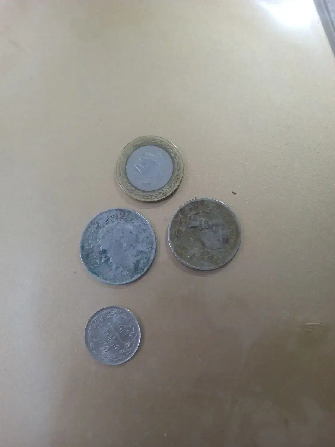 فروش چند سکه قدیمی|کلکسیون سکه، تمبر، اسکناس|نیشابور, گنبد سبز|دیوار