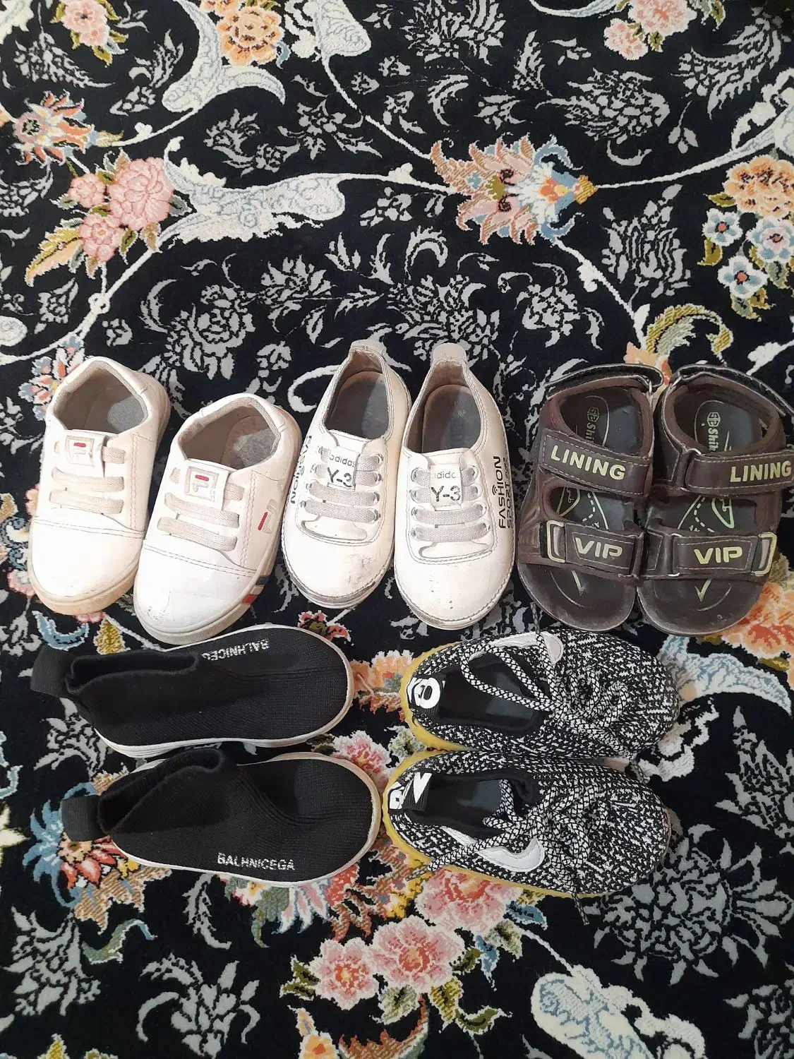 کفش بچگانه|کفش و لباس بچه|شاهین‌شهر, فردوسی|دیوار