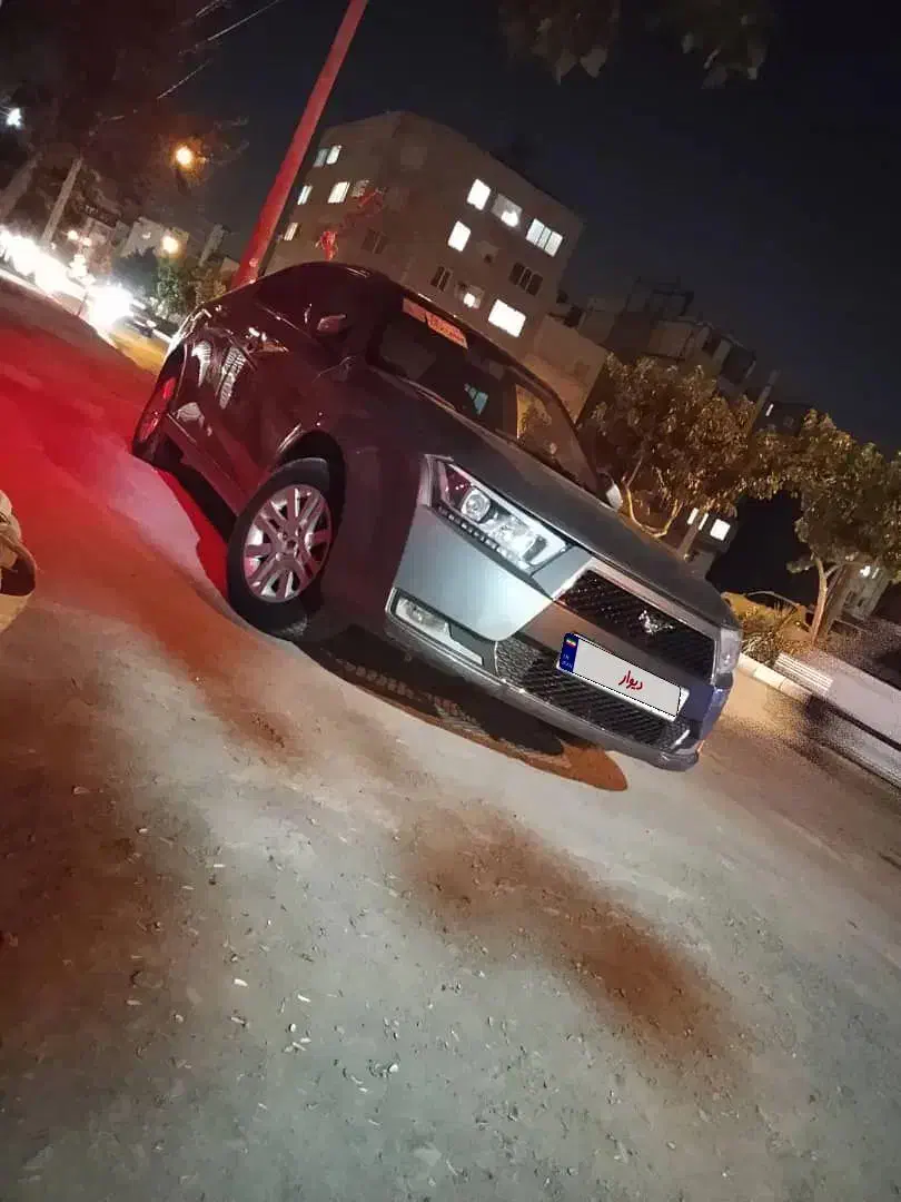 دنا پلاس مدل 99 بسیار تمیز بدون خط خش در حد صفر|خودرو سواری و وانت|مشهد, حضرت حجت|دیوار