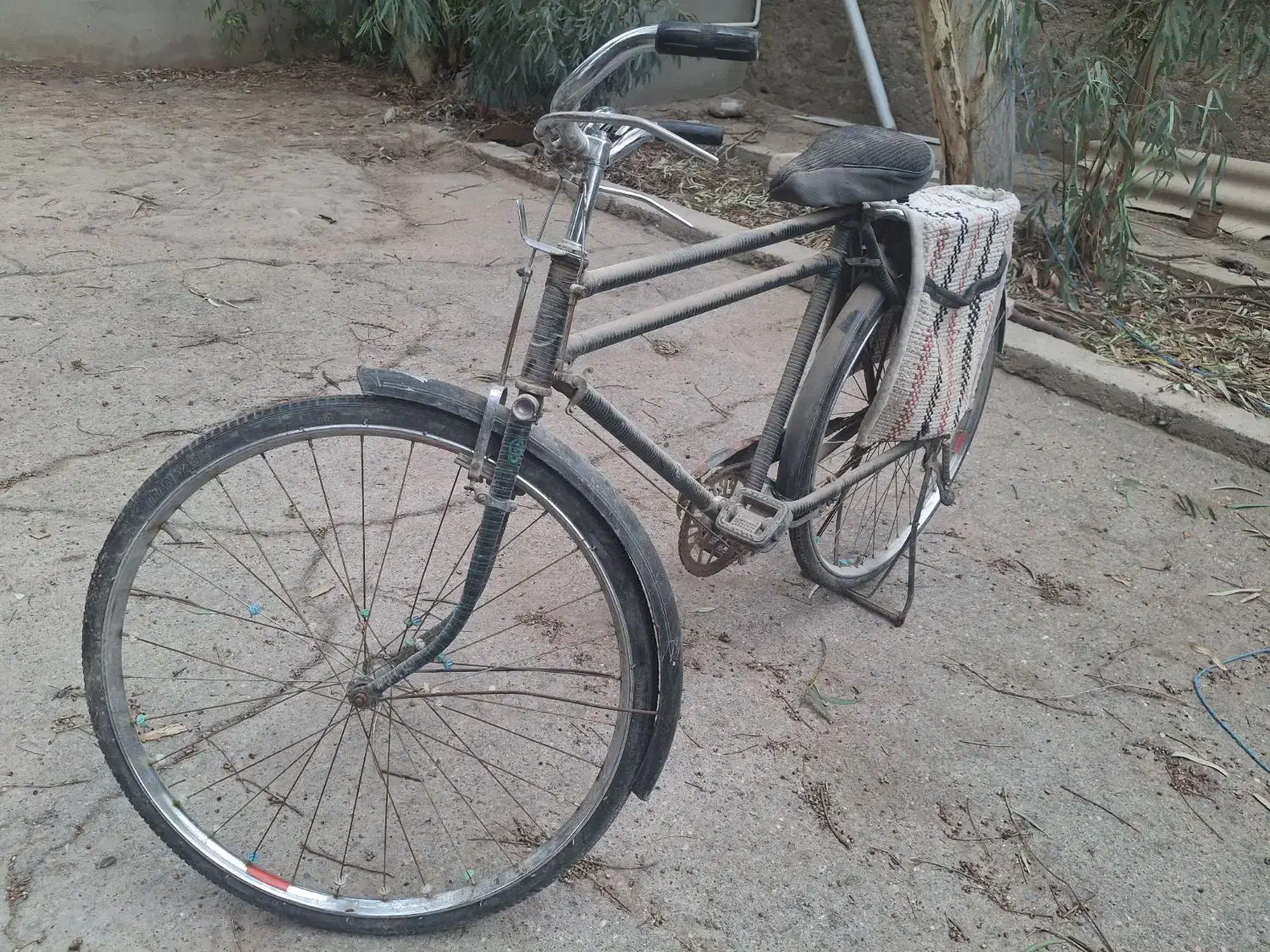 دوچرخه چینی|دوچرخه، اسکیت، اسکوتر|قم, باغ کرباسی|دیوار