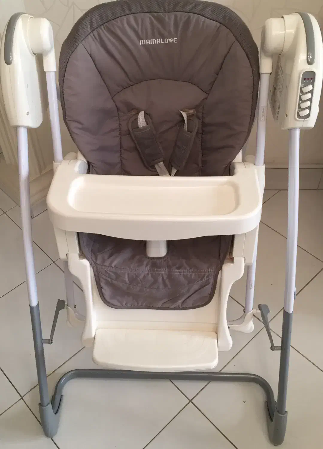 صندلی غذا و تاب برقی برند مامالاور سنگاپور|اسباب و اثاث بچه|مشهد, سجاد شهر|دیوار